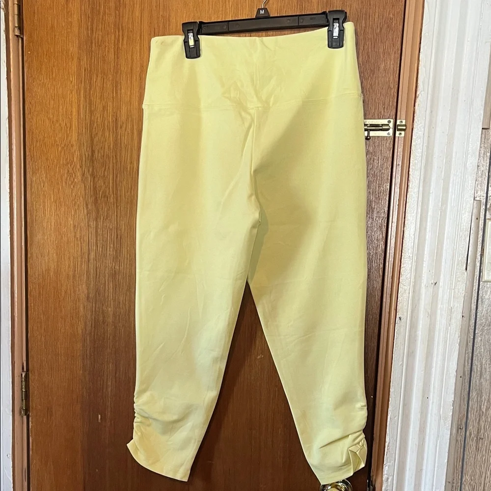 Zara - Picture 4 of 5